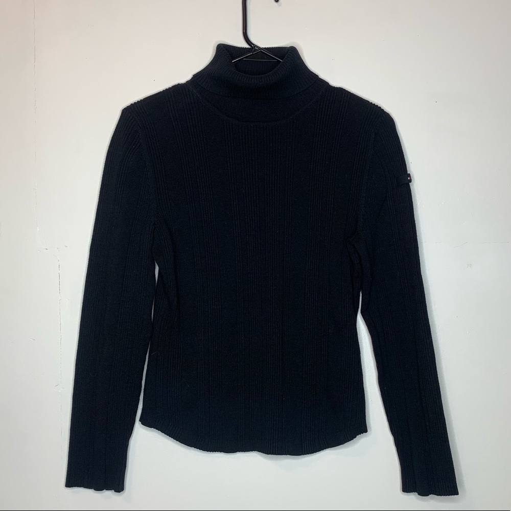 Black Tommy Hilfiger Turtleneck Sweater! *Trendy*